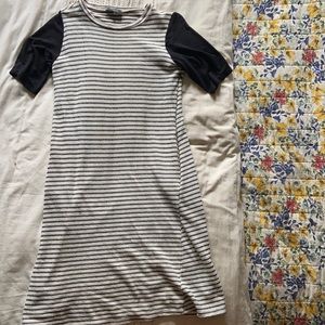 Rollee MOM black and white dress.